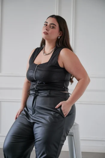 Alternative view of Top ELLEN