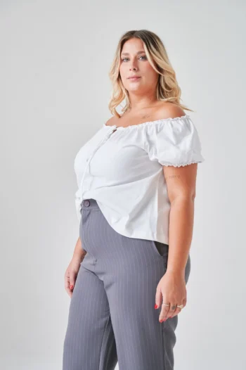 Alternative view of Blusa ELISA