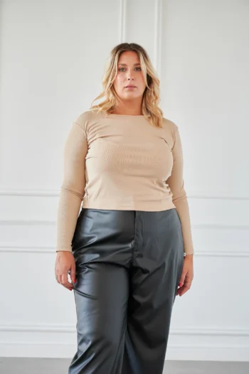 Alternative view of Remera CAMBOYA