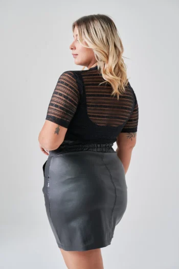 Alternative view of Remera BURKE